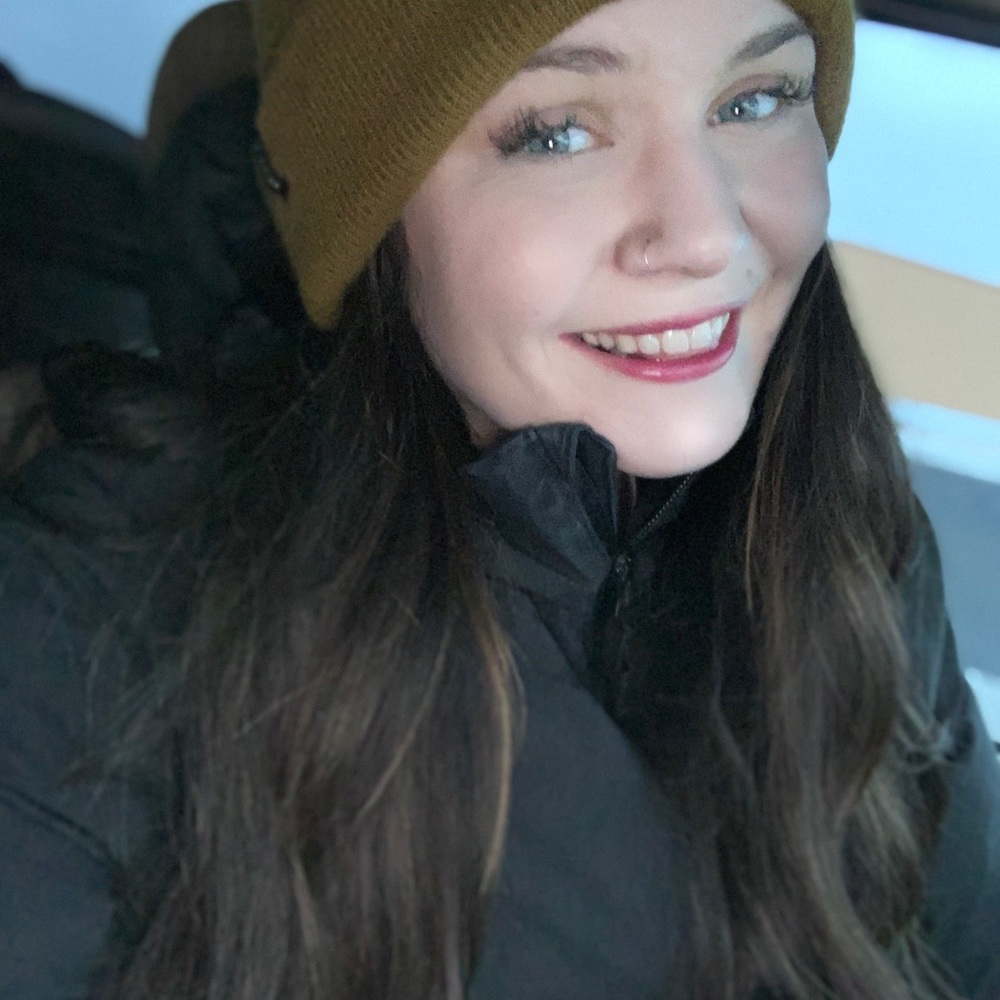 Meet your Posher, Katelyn